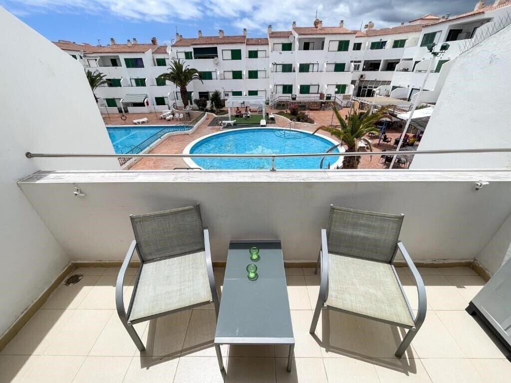 Фотографія Alondras Park Apts 2*