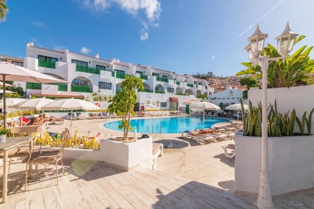 Изображение Aparthotel Neptuno 3*