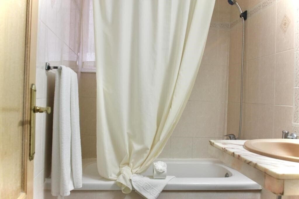 Картинка Apartamentos Park Plaza 2*