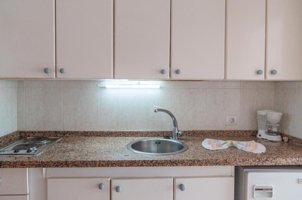 Картинка Chinyero Apts 2*