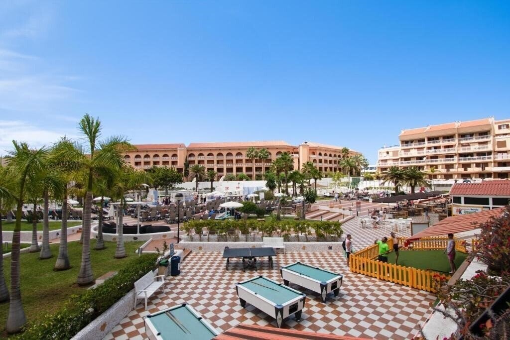 Фото Coral Compostela Beach 3*