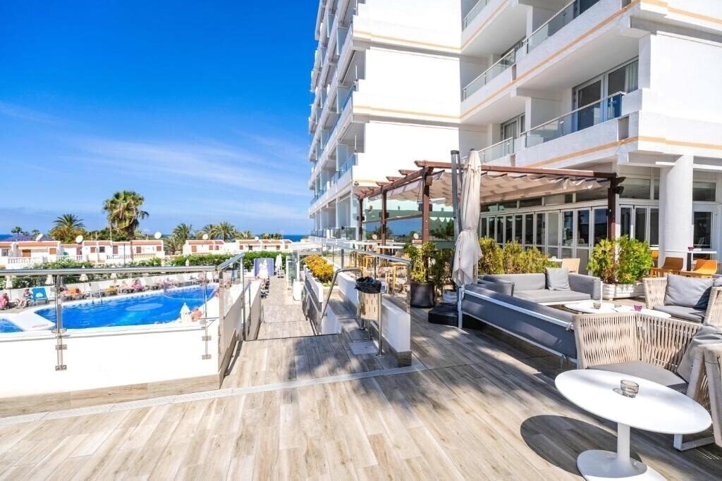 Отель Coral Ocean View 4*