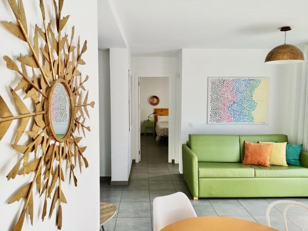 Готель The Blue Corner Apartments 3*