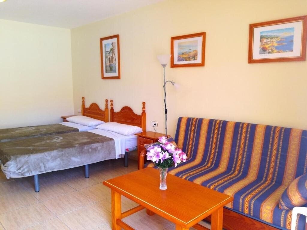 Готель Parque Carolina отель без категории