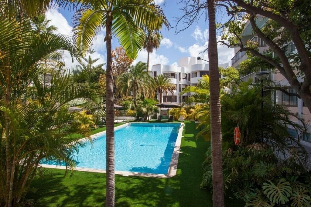 Отель Colon Rambla 4*