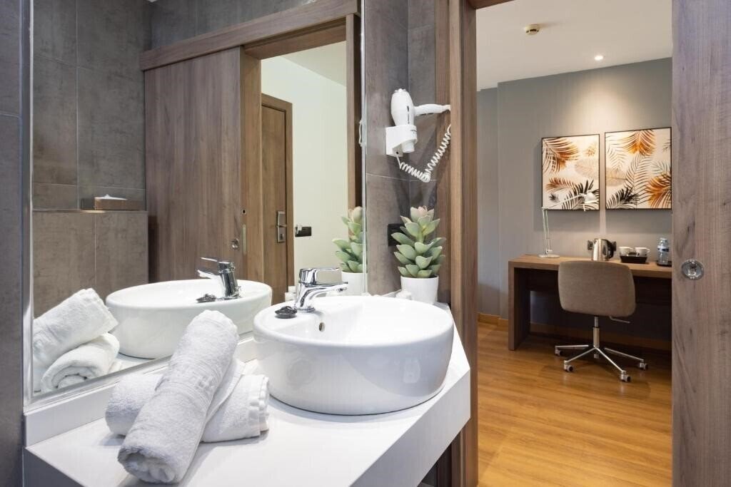 Фотография Colon Rambla 4*