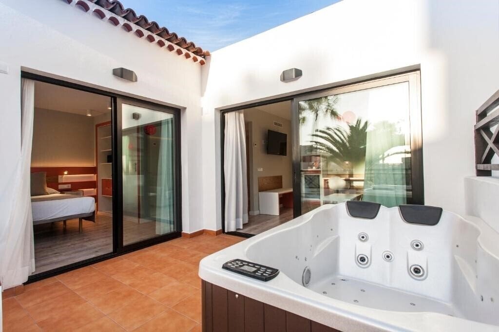 Фото Vanilla Garden Boutique Hotel 4*