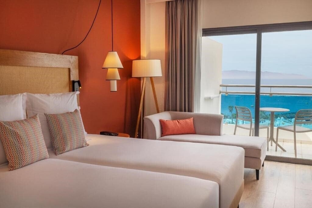 Изображение AluaSoul Costa Adeje 4*