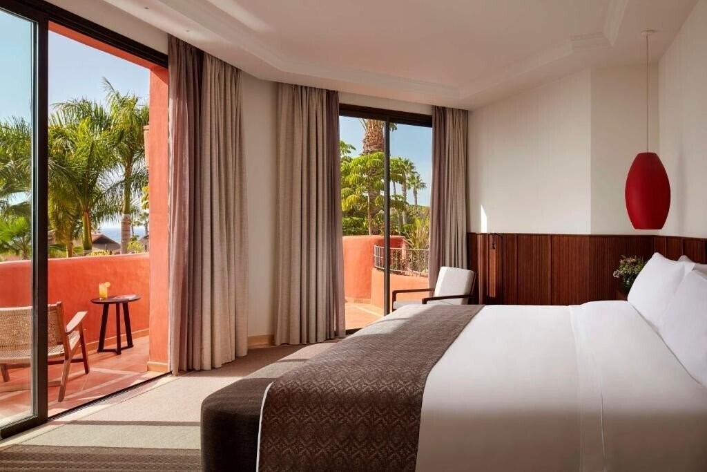 Картинка Tivoli La Caleta Tenerife Resort 5*