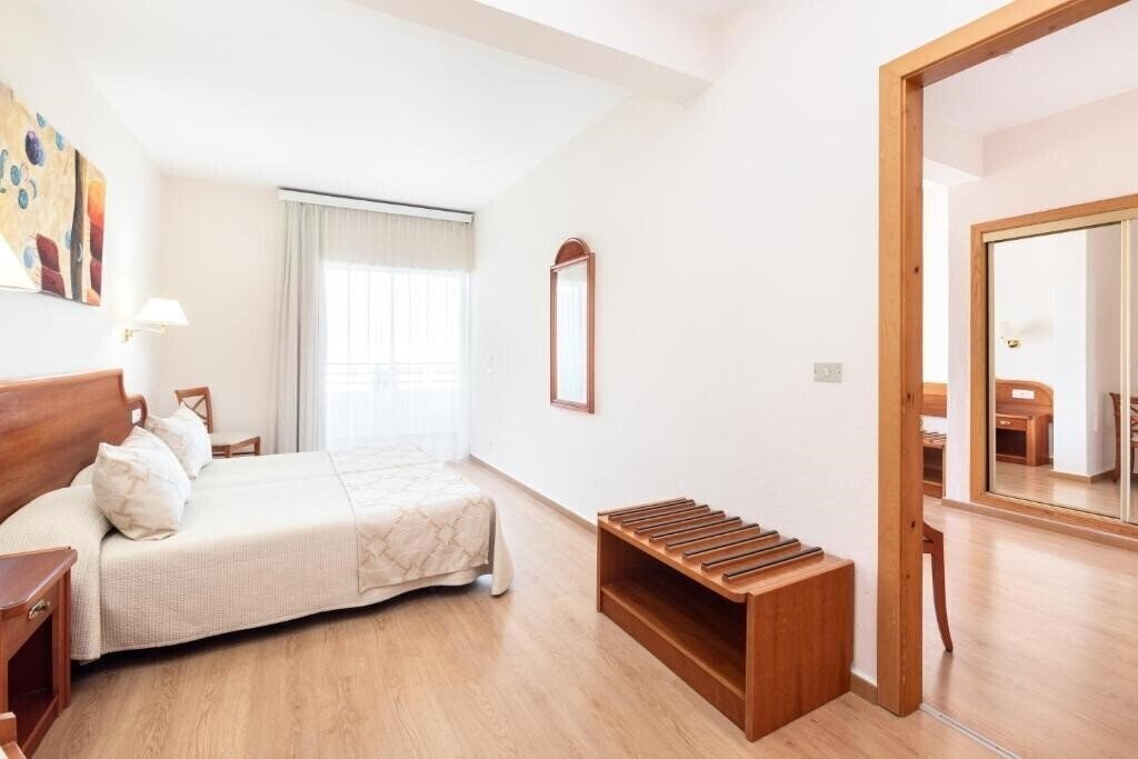 Фотография HC Hotel Magec 4*