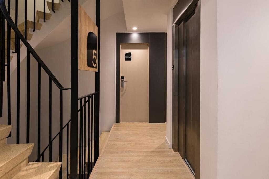 Картинка Adonis Hotel La Suite 2*