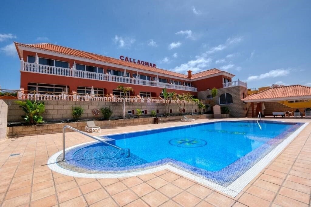 Готель Apartamentos Callaomar 3*