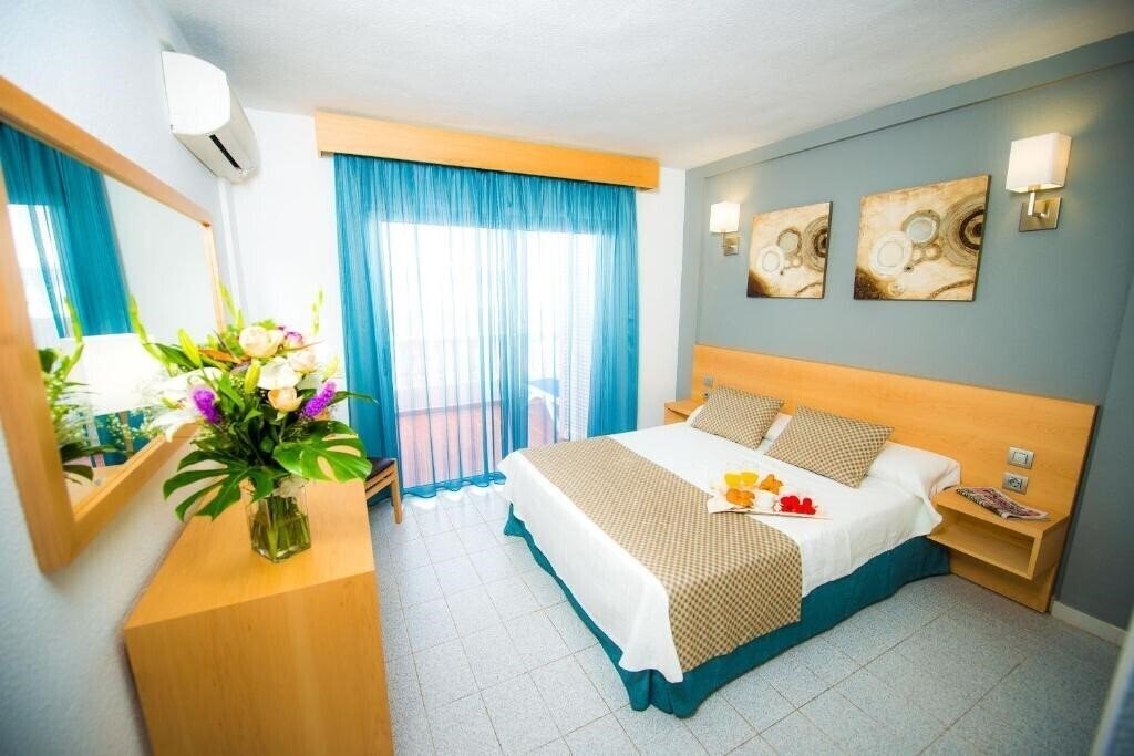 Фото Club El Marques 4*