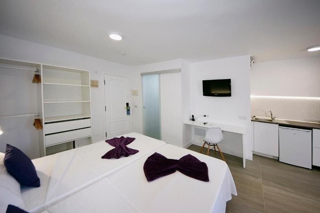 Фото Skyview Hotel by LIVVO 3*