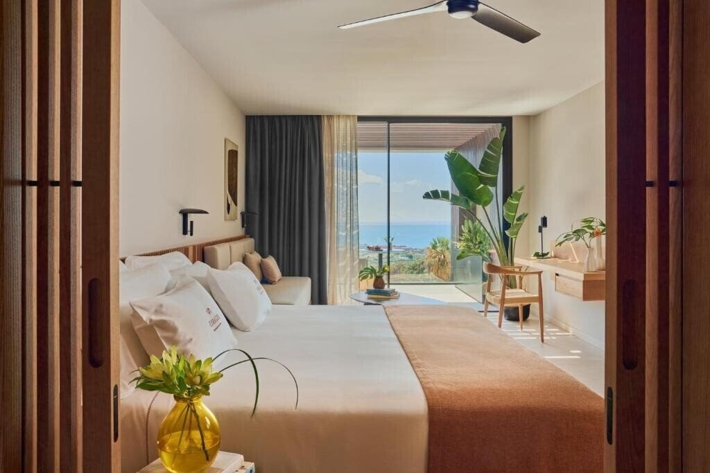 Фото Royal Hideaway Corales Villas 5*