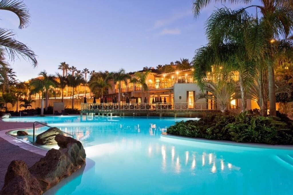 Отель Bahia del Duque Las Villas 5*