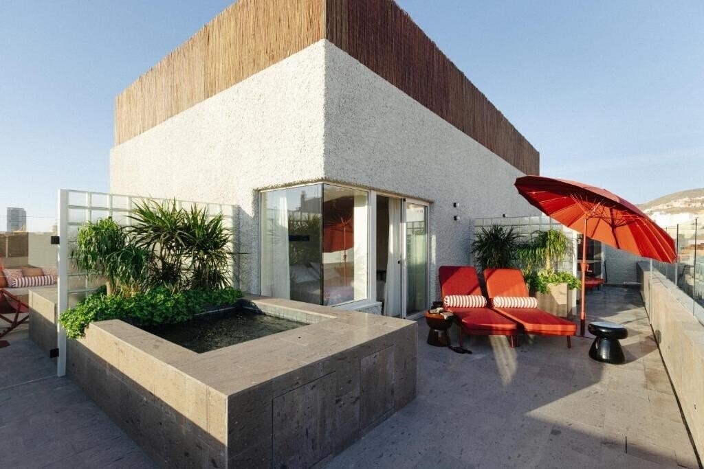 Готель Taro by Nook Collection (Santa Cruz) 4*