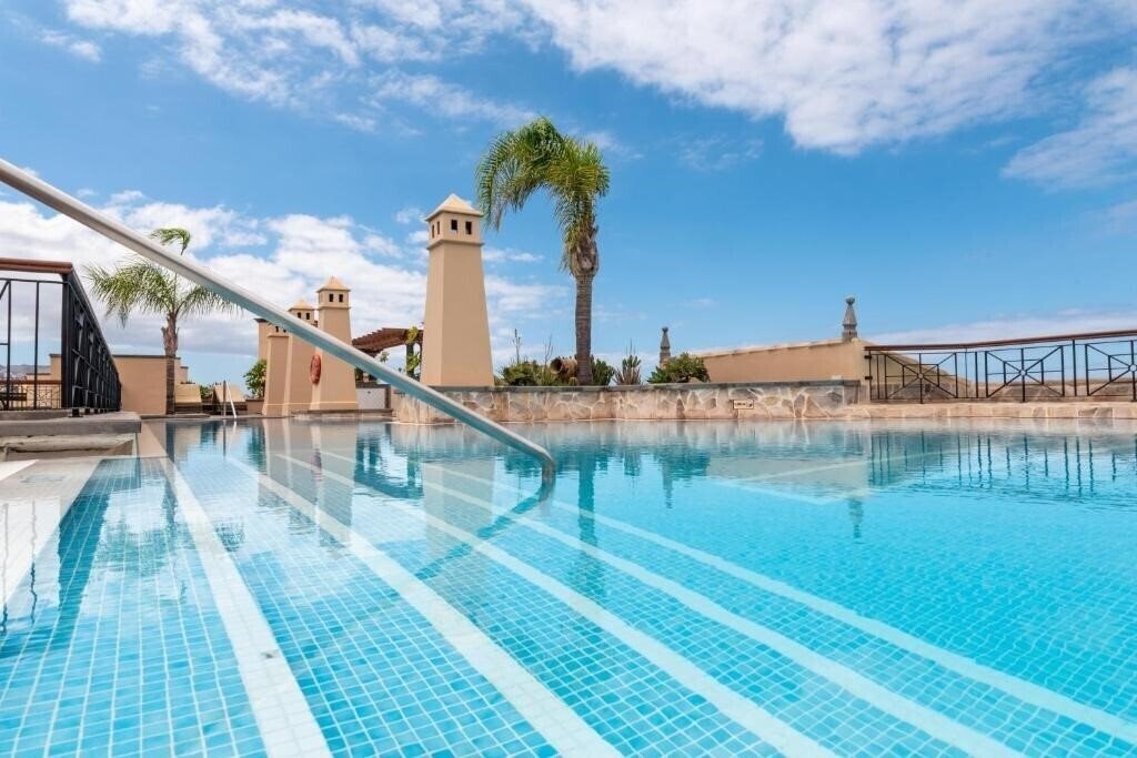 Картинка GF Gran Costa Adeje 5*