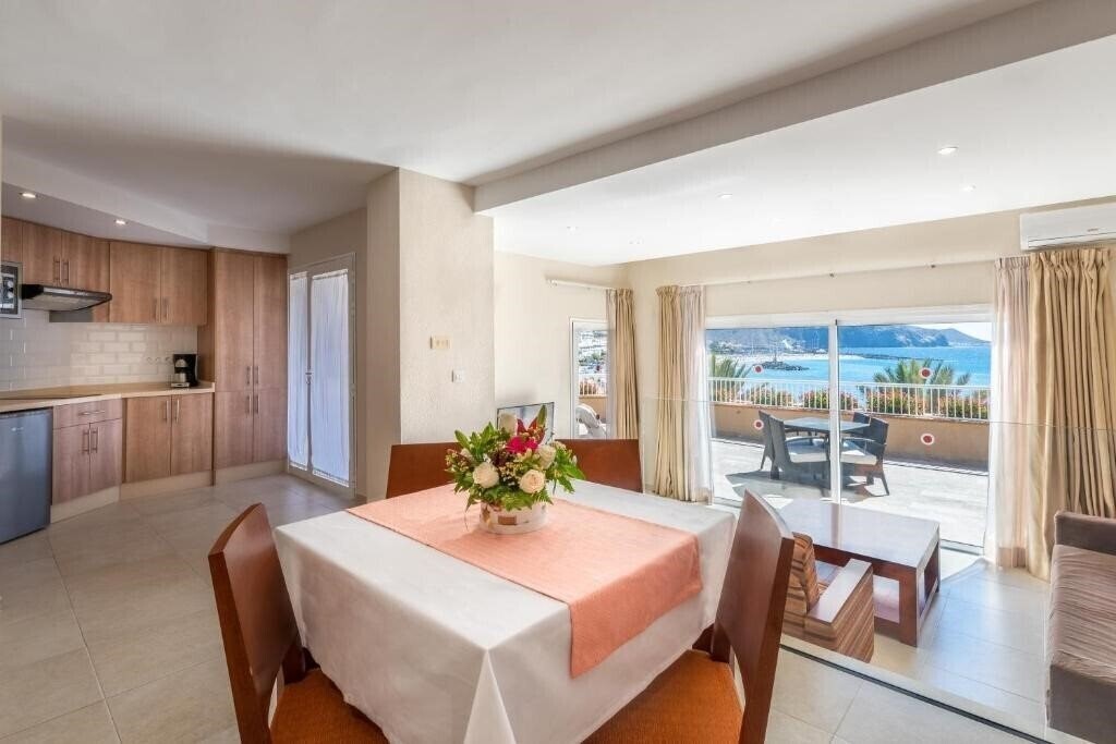 Фотографія Apartamentos Vista Sur (ex. Vista Sur Apartments, Vistasur Apartamentos ) 3*