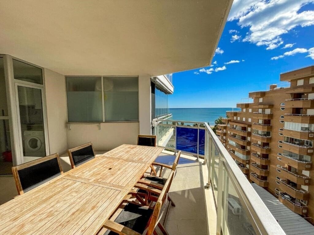 Отель Apartamentos Mondrian Marina Dor 3000 3*