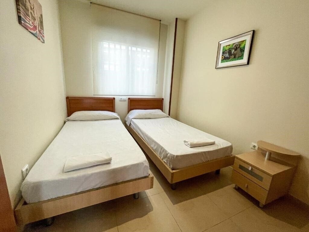 Фото Apartamentos Mondrian Marina Dor 3000 3*