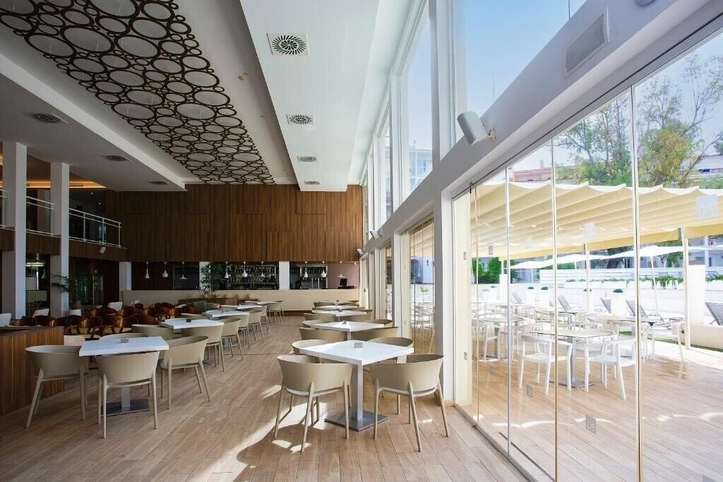 Фотографія Bulevar Peguera 4*