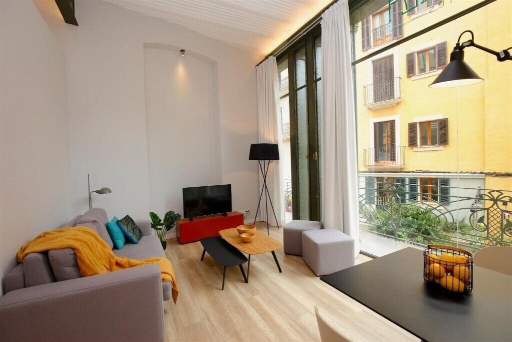 Готель L'Aguila Suites 3*