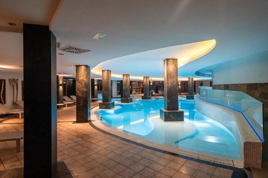 Готель Grupotel Valparaiso Palace 5*