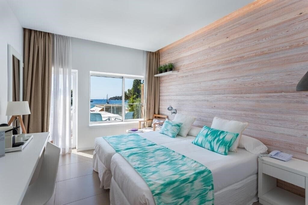 Фото Fergus Style Palmanova 4*