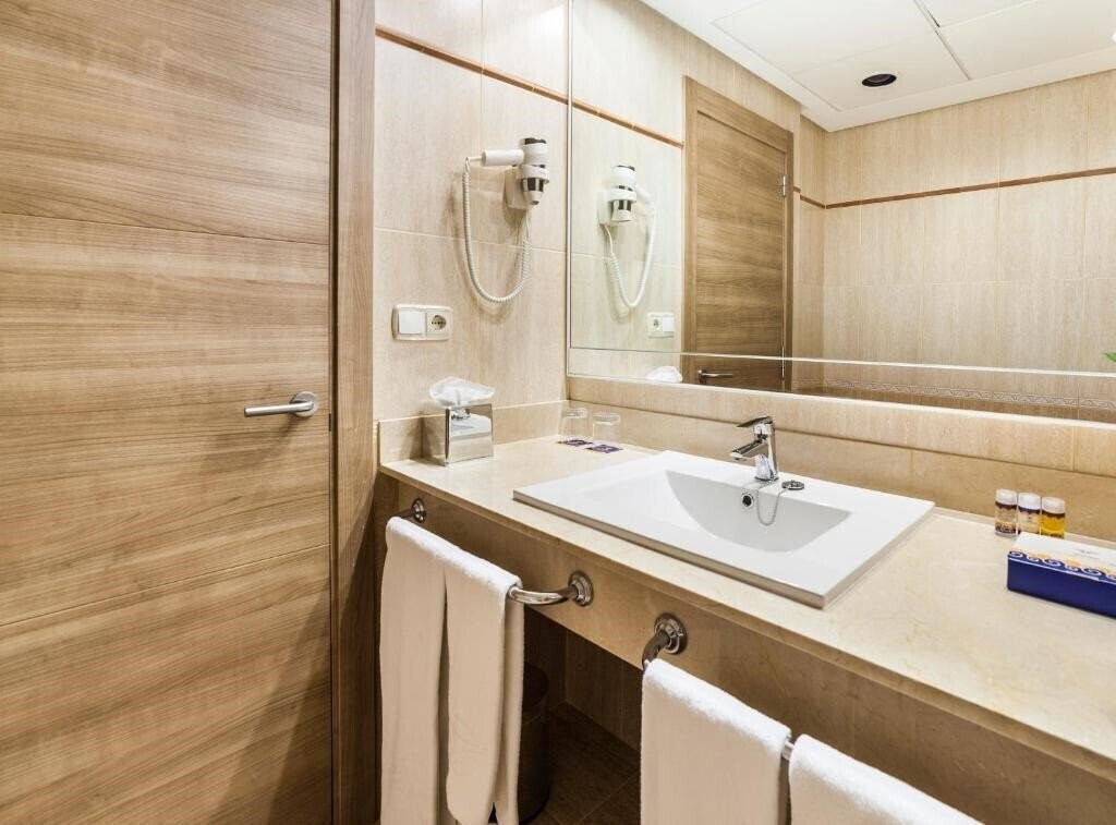 Фотография Globales Santa Lucia 4*
