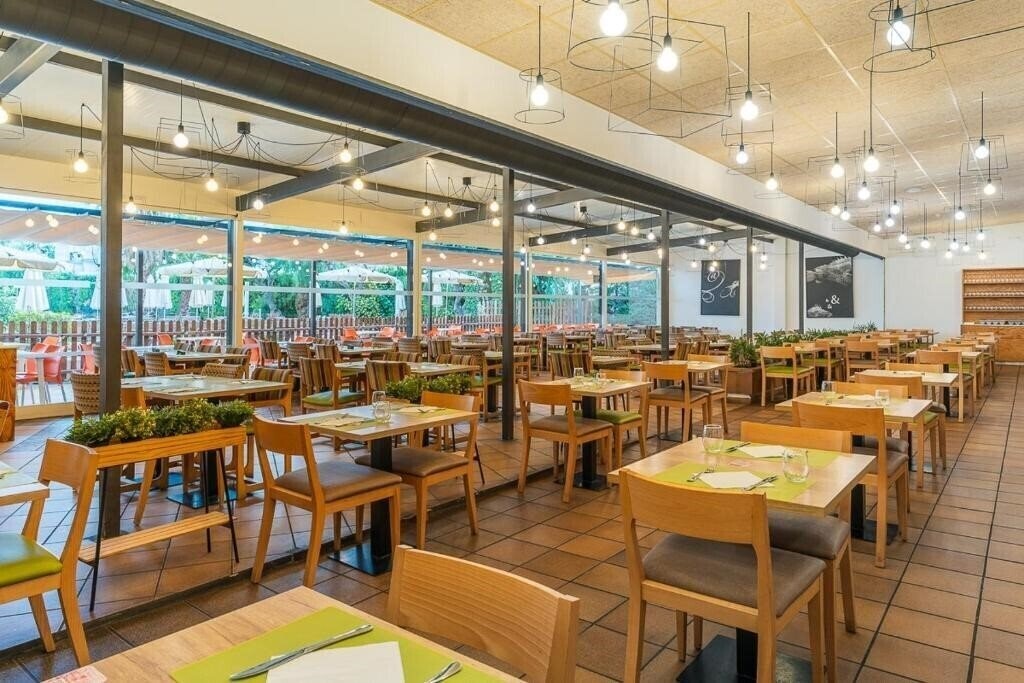 Картинка 30 Degrees - Hotel Pineda Splash 4*