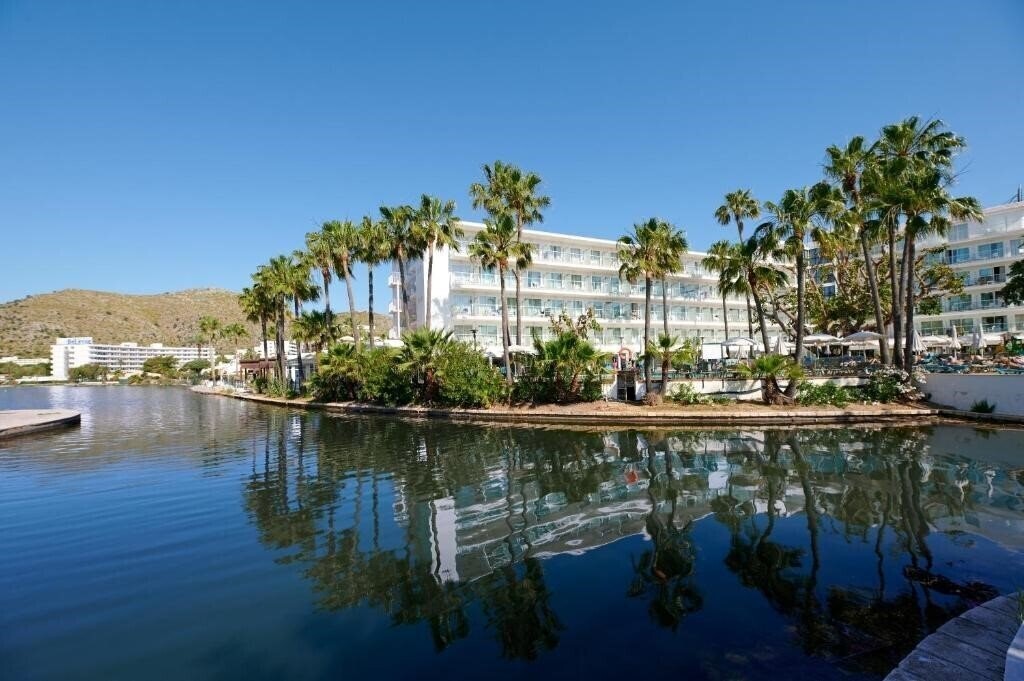 Готель Alua Boccaccio (ex. Roc) 4*