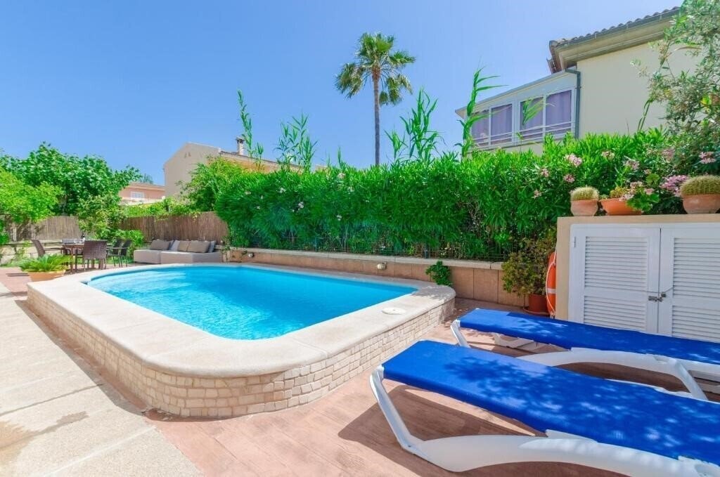 Отель Es Repos 3*