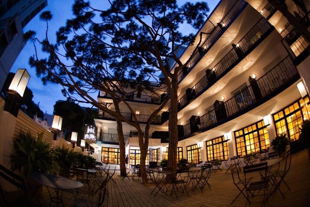 Фотография Hotel Els Pins 3*