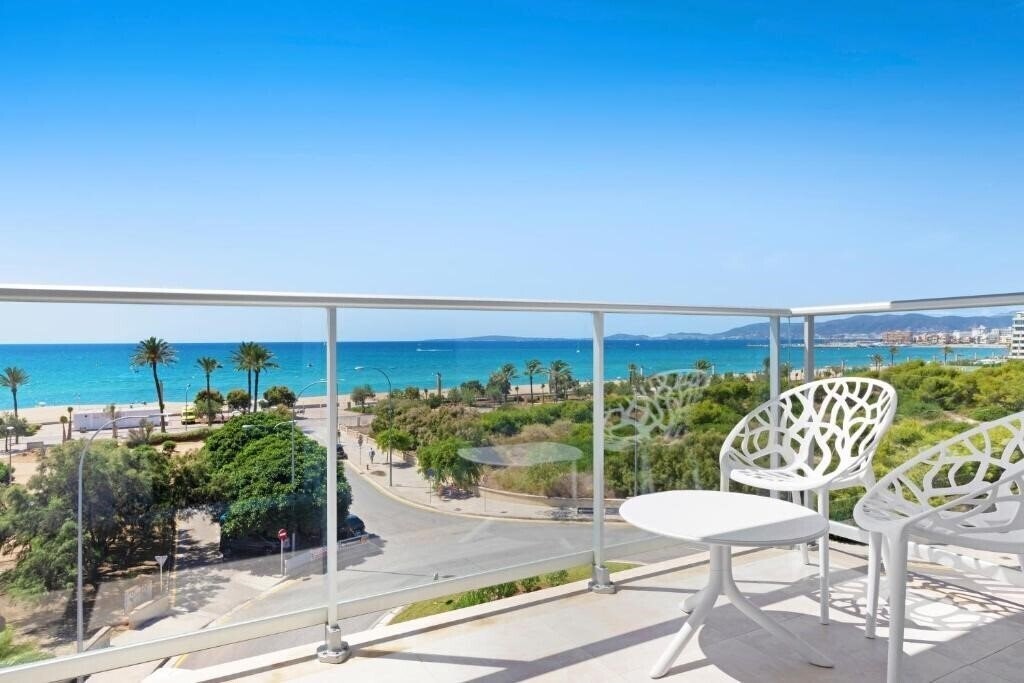 Готель Sant Jordi Hotel 4*