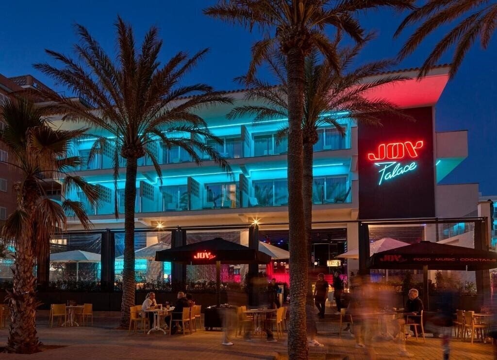 Фото Universal Hotel Neptuno Adults Only 4*