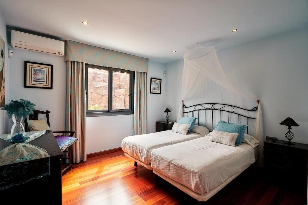 Фото Anais Villa 3*