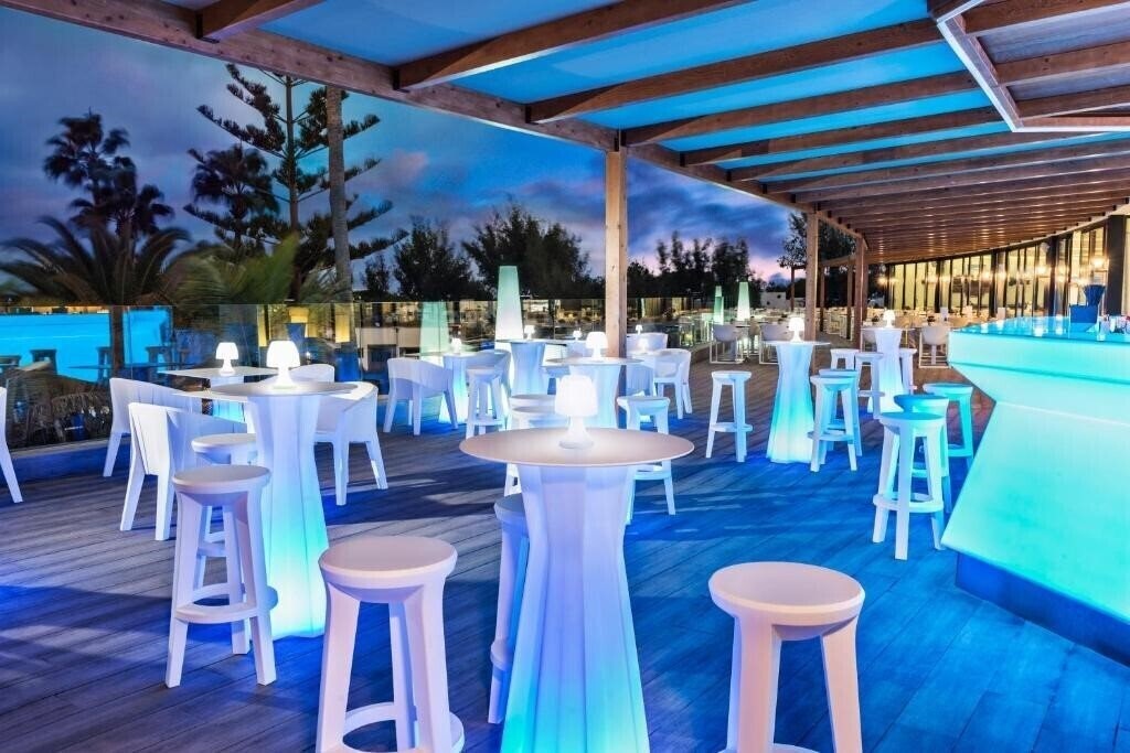 Картинка Elba Premium Suites 4*