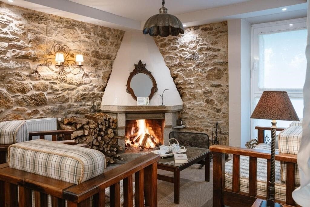 Готель Ecohotel Nos En Silleda 3*