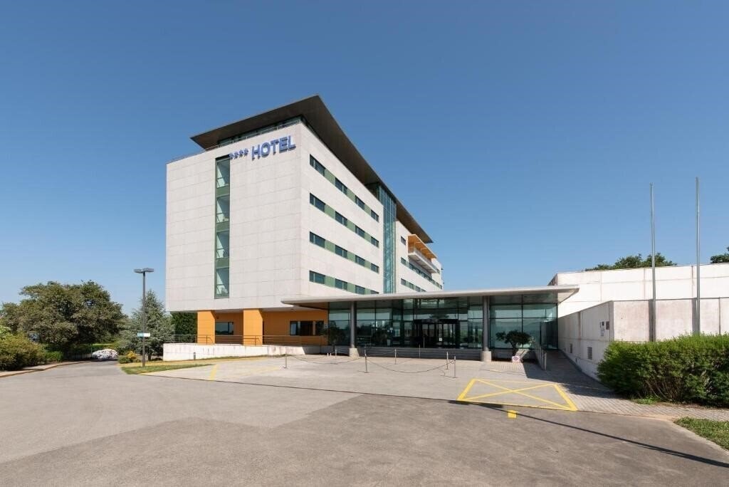 Отель Exe Via Argentum (ex. Hotel Via Argentum) 4*