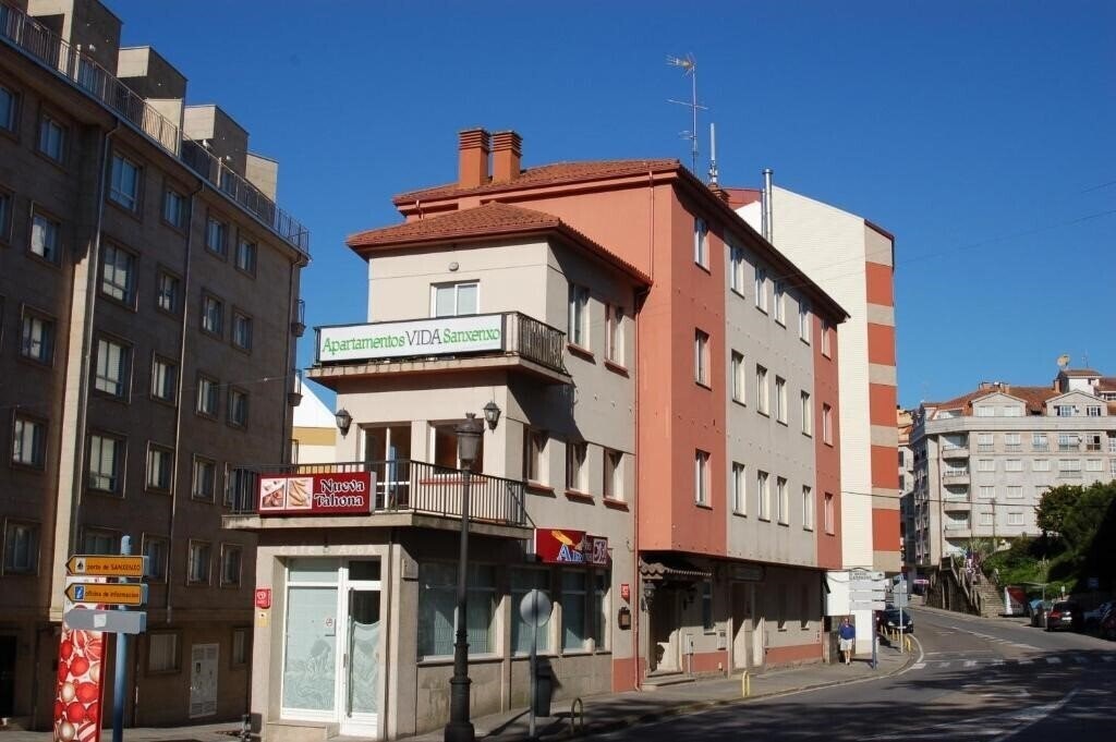 Отель Apartamentos Vida Sanxenxo 2*