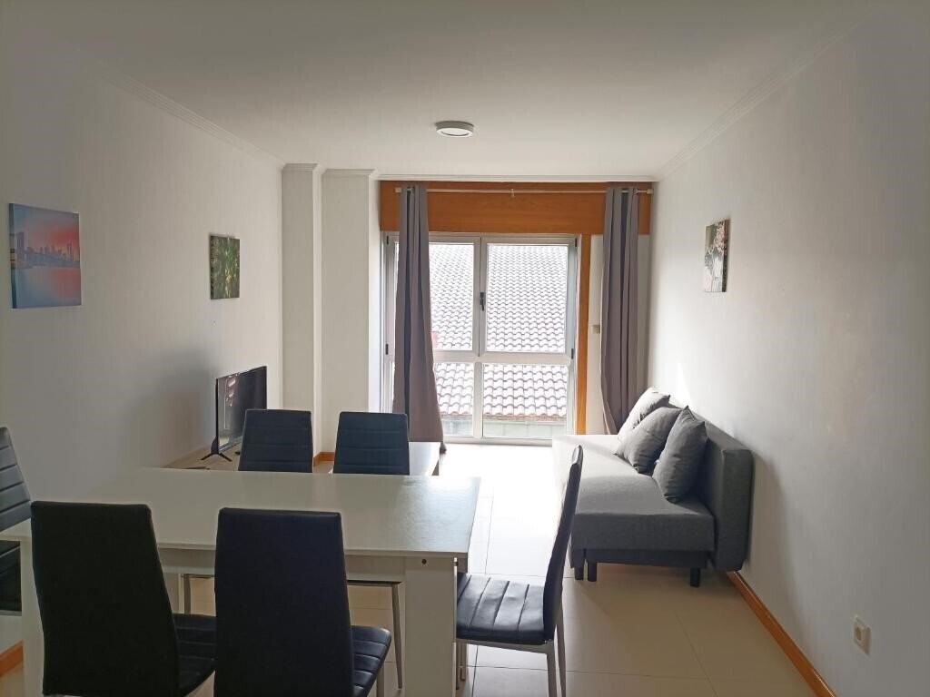 Фотографія Apartamentos Sanxenxo 3000 3*