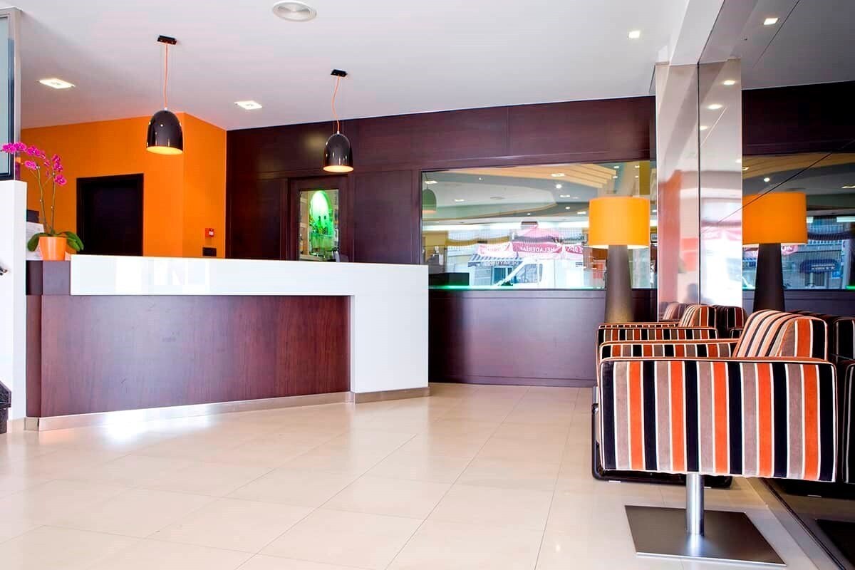 Картинка Los Naranjos 2*