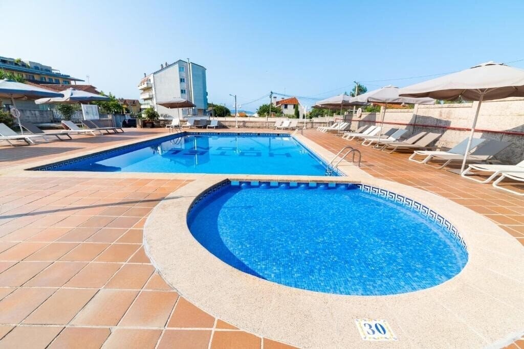 Готель Hotel Ton 3*