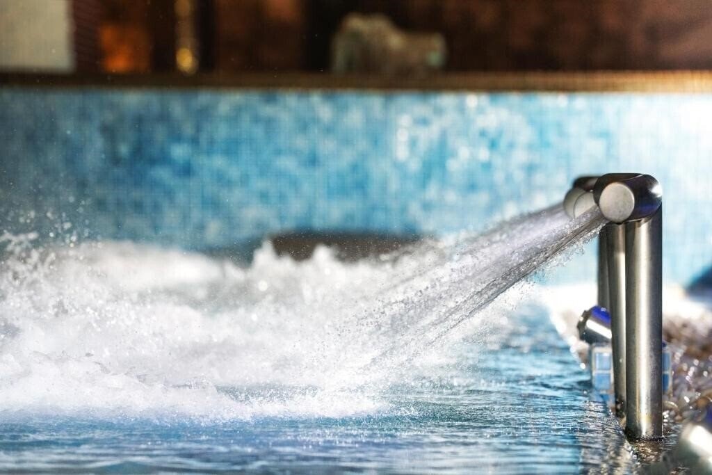 Отель Marina Portals 4*