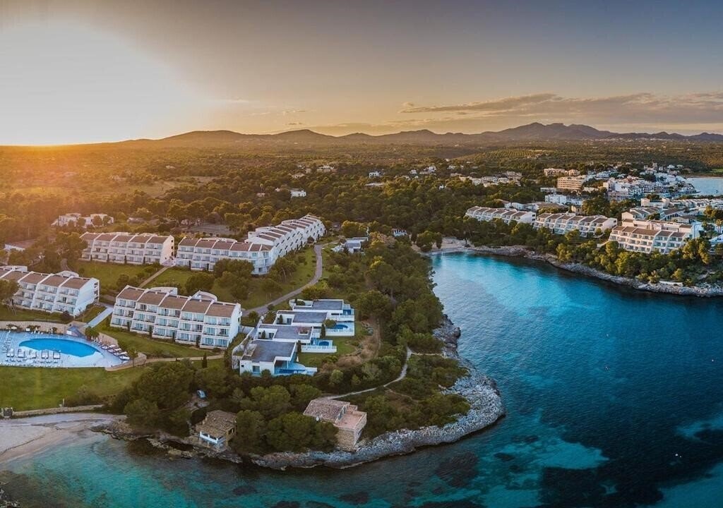 Готель Blau Porto Petro Beach Resort & SPA 4*