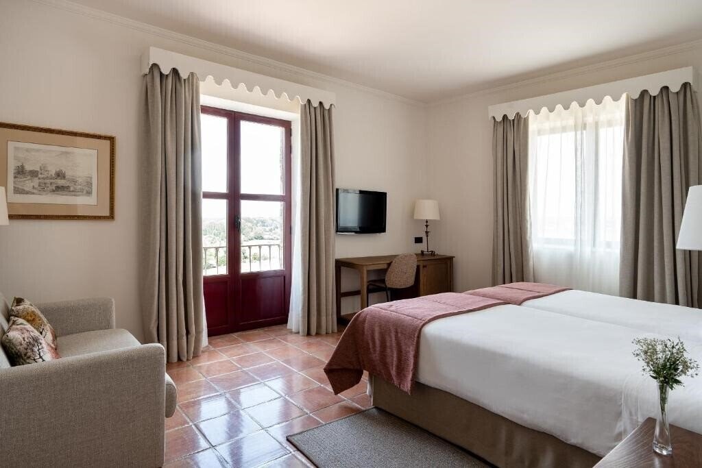 Готель Parador De Ciudad Rodrigo 4*