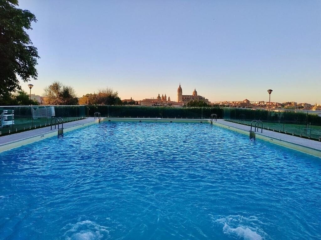 Отель Parador De Salamanca 4*