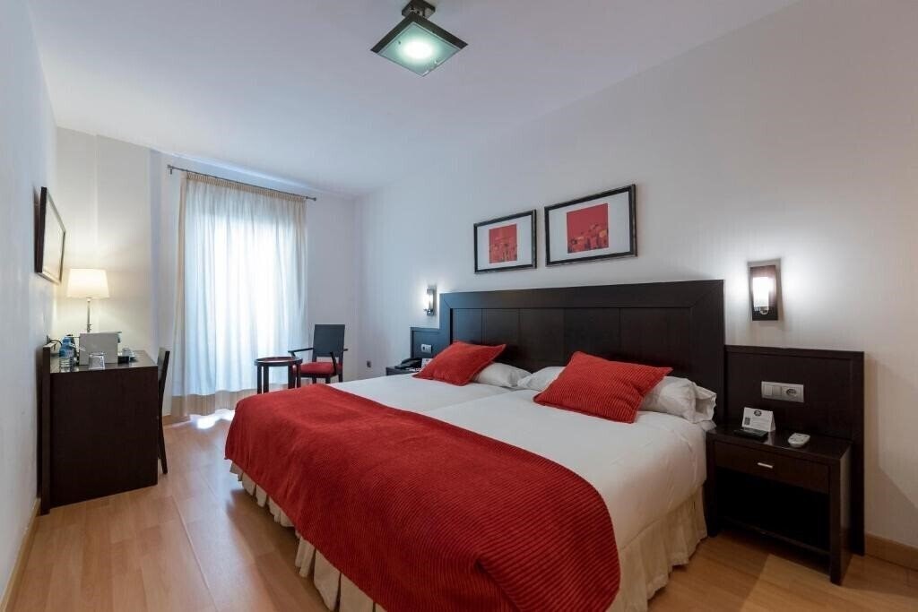 Отель Hotel Soho Boutique Canalejas 4*