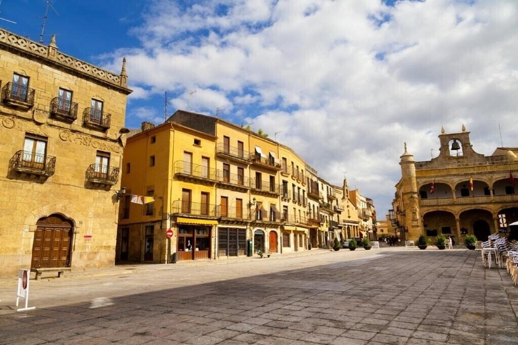 Изображение Hotel Arcos Ciudad Rodrigo 3*